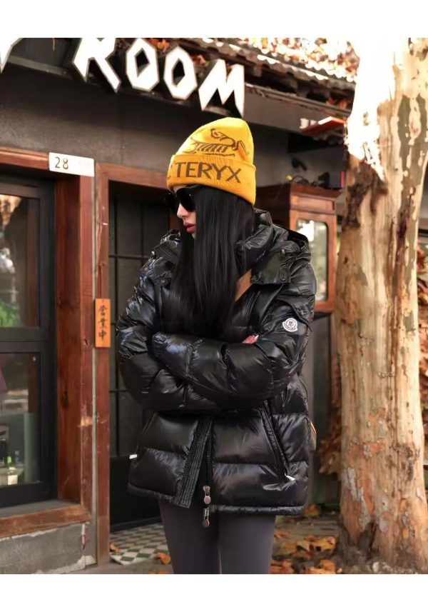 Masked CHARM GLOW unisex